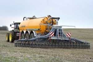 Verschillende types mestslangen voor landbouwbedrijven in PVC en NBR materiaal met verschillende lengtes en breedtes