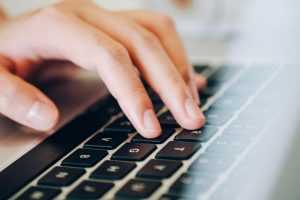 Home Vergelijking van diensten voor grote bestanden versturen inclusief WeTransfer, Google Drive en Dropbox
