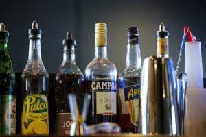 Professionele cocktailshaker in roestvrij staal, onmisbaar voor moderne cocktailbars