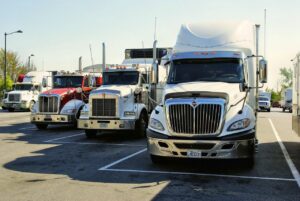 Home Infographic over de dynamiek van transport in Frankrijk met trends in duurzame vrachtwagens en digitalisering